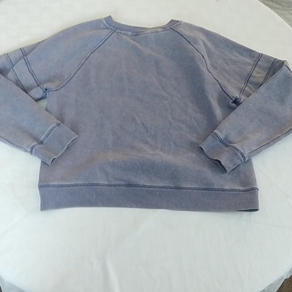 Victoria's Secret PINK Crew Raglan Sweat Shirt - Picture 4 of 4
